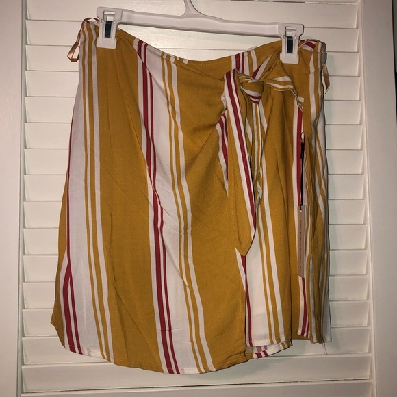 Cotton Candy LA wrap skirt - Picture 1 of 2